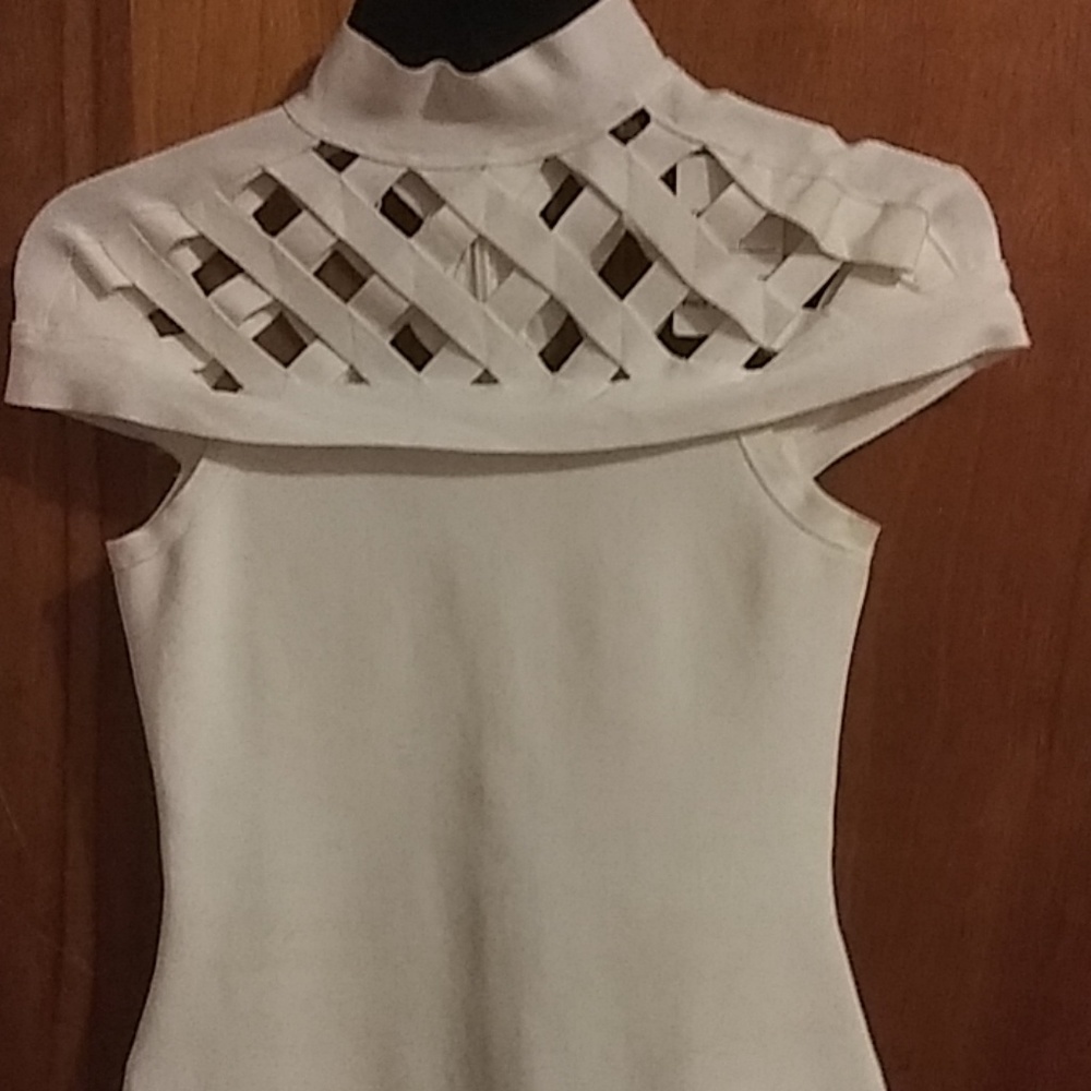 Gracia White Lattice Neck Sheath Dress - Picture 4 of 4